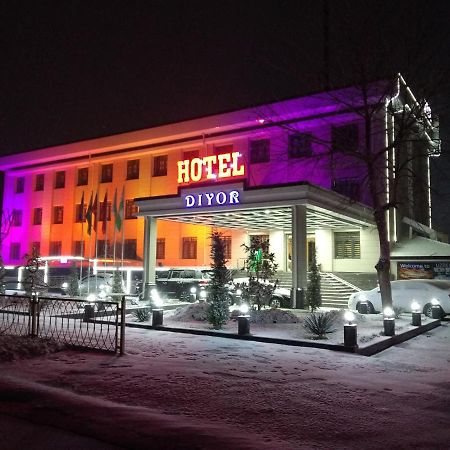 Diyor Hotel Marghilon Bagian luar foto