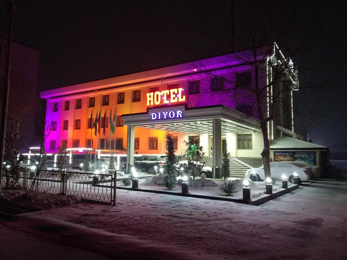 Diyor Hotel Marghilon Bagian luar foto