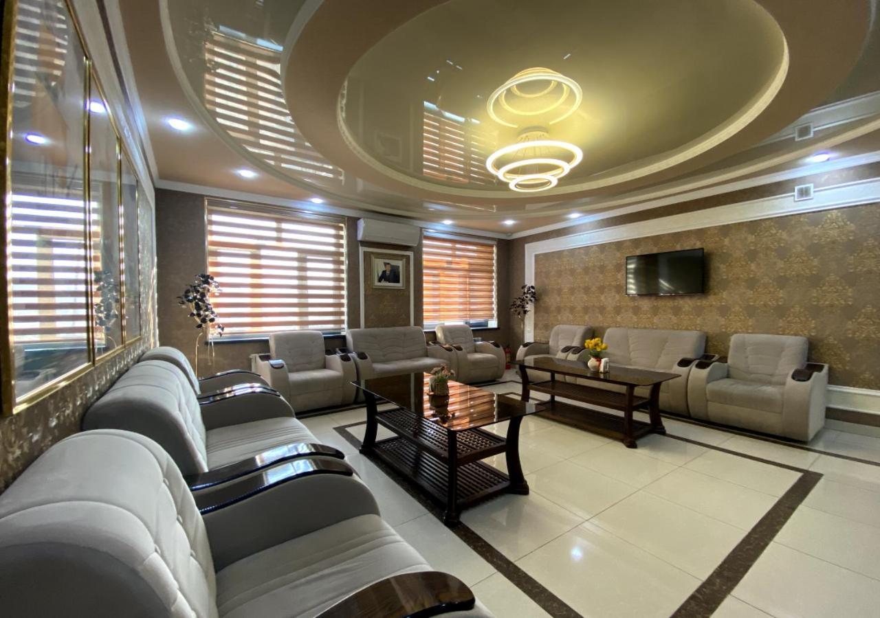 Diyor Hotel Marghilon Bagian luar foto